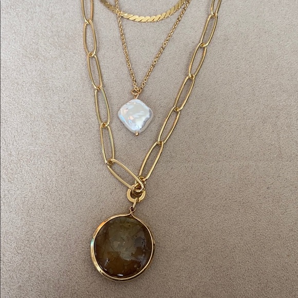 Express Pendant Pearl Paperclip Layered Necklace - Picture 5 of 5